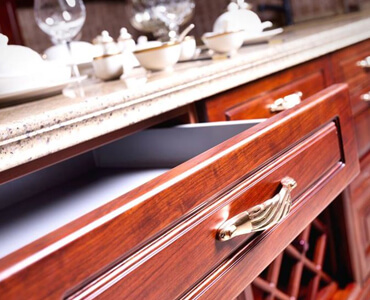 Gardrób – tolóajtós rendszer